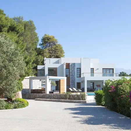 Terra Creta Luxury Retreat And *