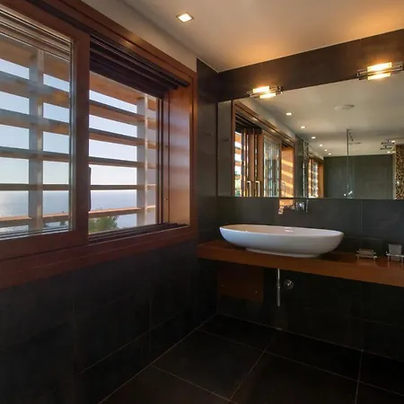 Terra Creta Luxury Retreat And *